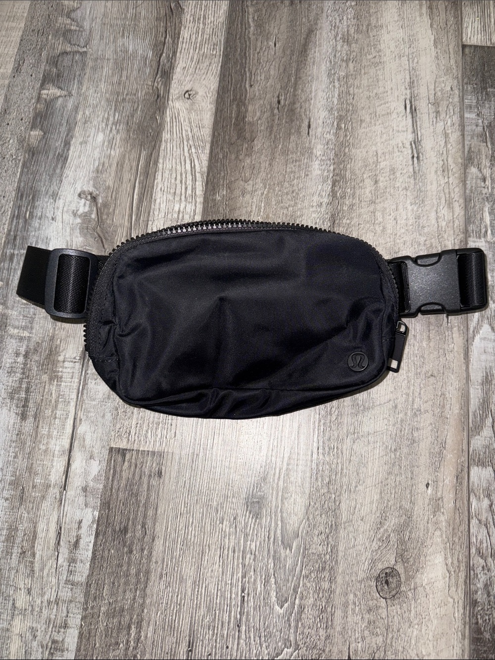lululemon athletica Black Compact belt bag